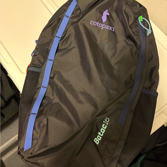 Cotopaxi Del Dia Dark Batac 16 Liter - Picture 5 of 6